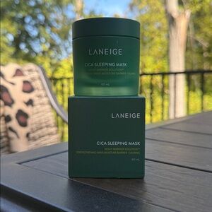 LANEIGE Cica Sleeping Mask